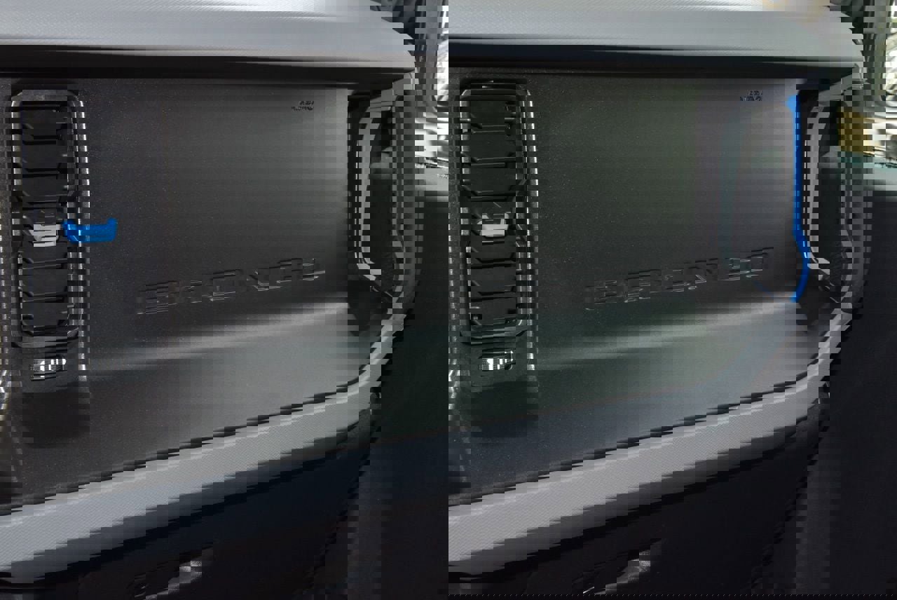 Certified 2021 Ford Bronco Black Diamond w/ Sasquatch Package image 37