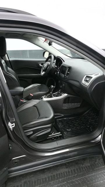 Used 2021 Jeep Compass Latitude AWD/4WD image 10