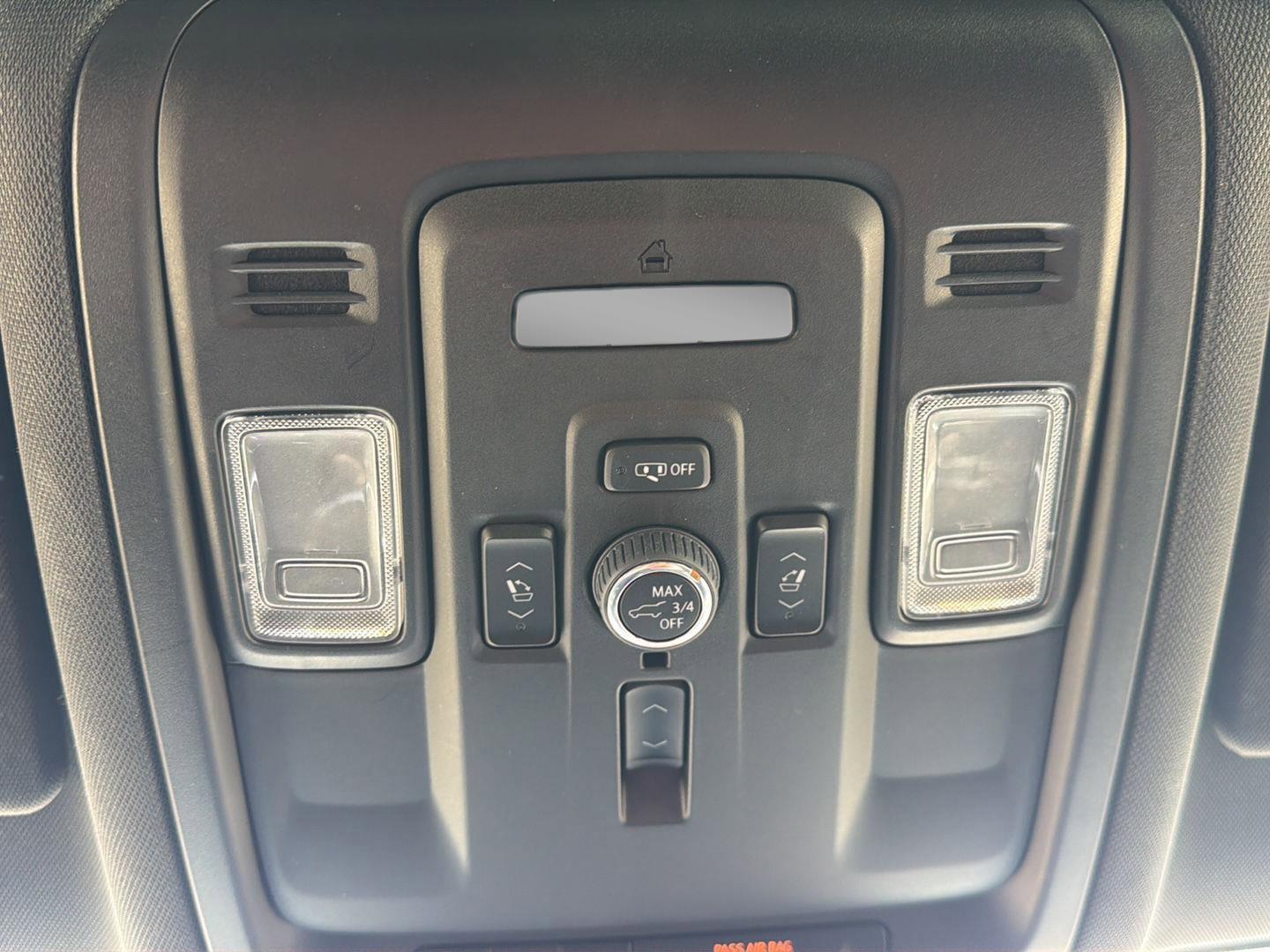 Used 2023 Chevrolet Suburban Premier image 36