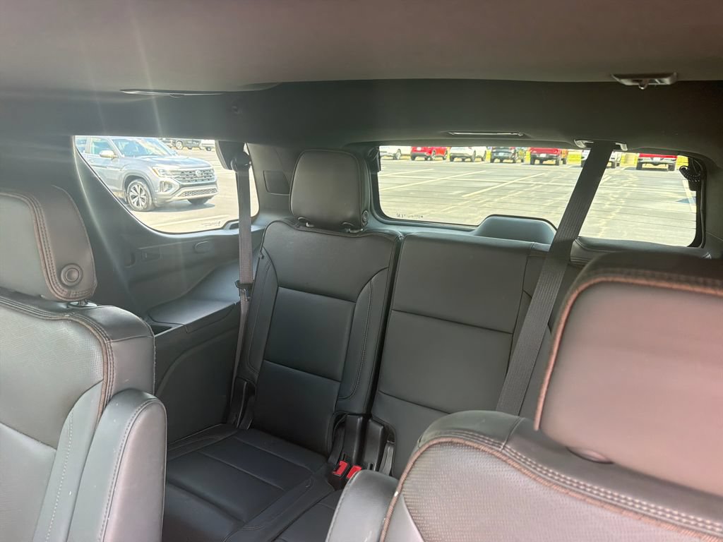 Used 2021 Chevrolet Tahoe High Country w/ Premium Package AWD/4WD image 24