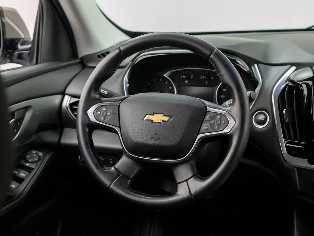 Used 2019 Chevrolet Traverse LT image 12