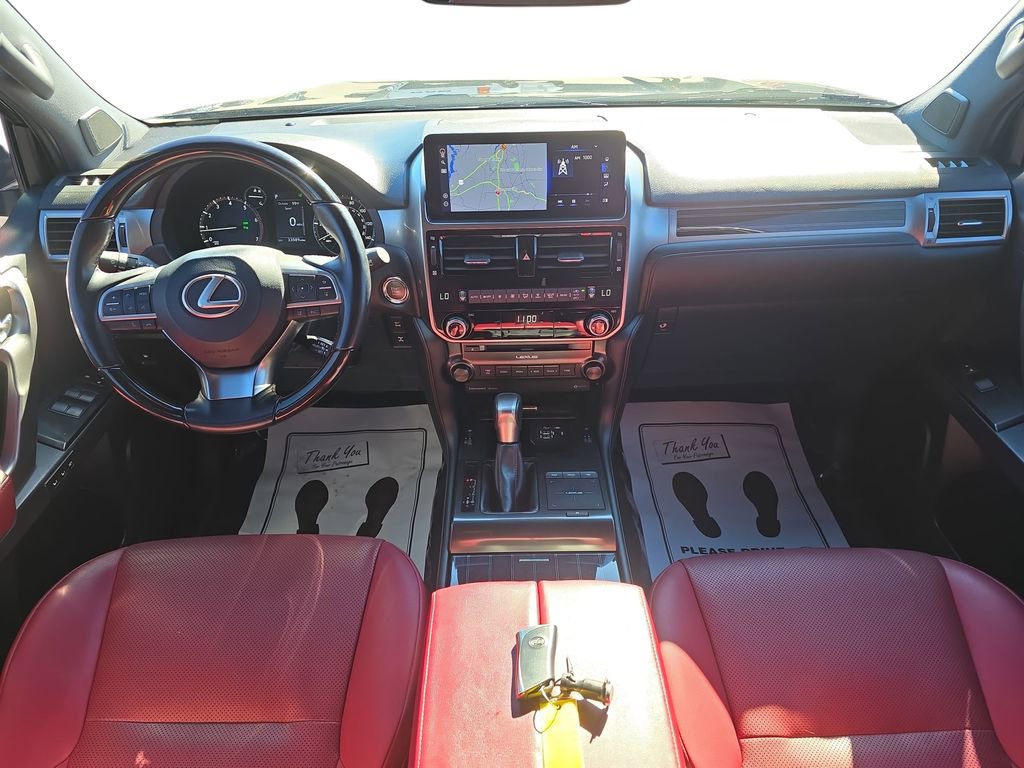 Used 2023 Lexus GX 460 Premium w/ Premium Package image 12