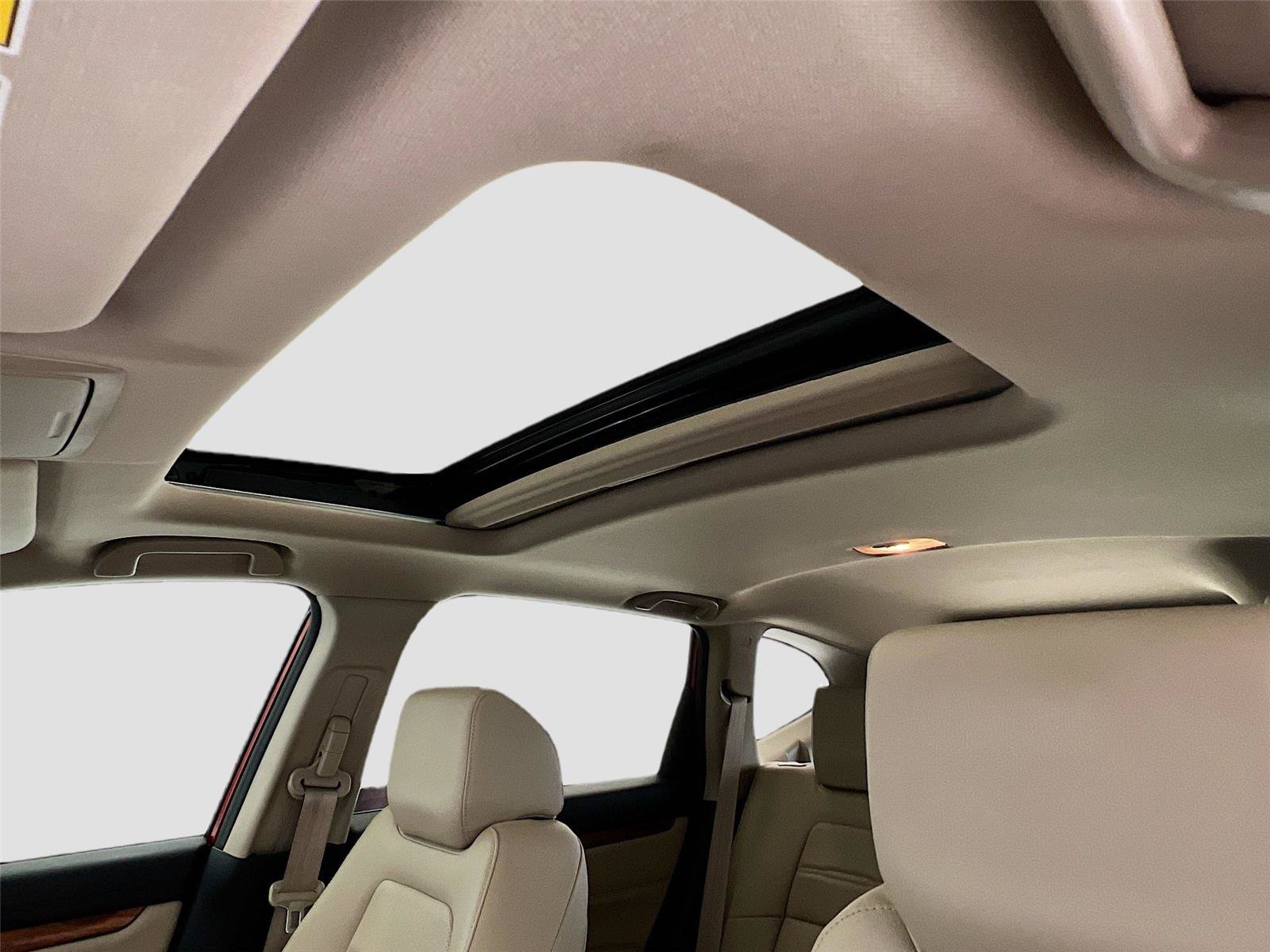 Used 2017 Honda CR-V Touring image 17