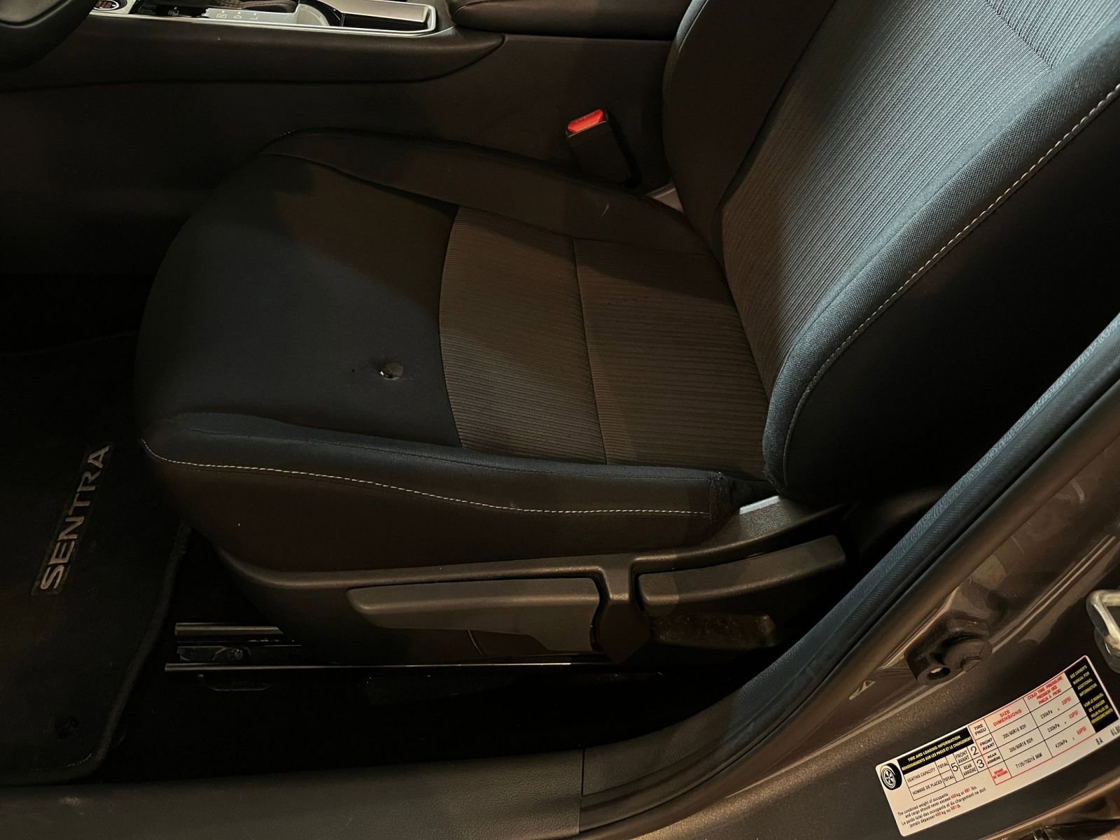 Used 2025 Nissan Sentra SV image 22
