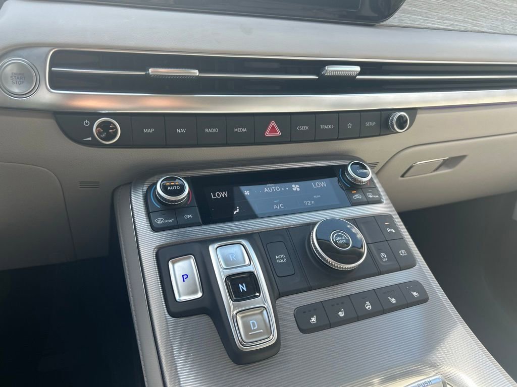 Used 2023 Hyundai Palisade Calligraphy image 52