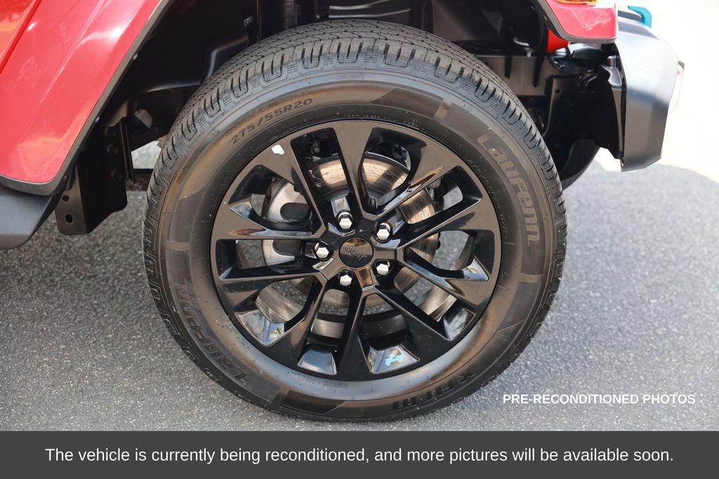 Used 2023 Jeep Wrangler Unlimited Sahara image 8