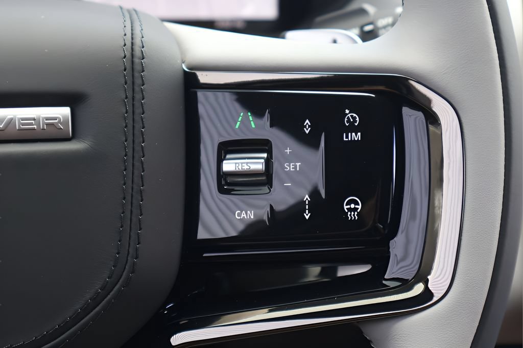 New 2026 Land Rover Range Rover Velar S AWD/4WD image 20