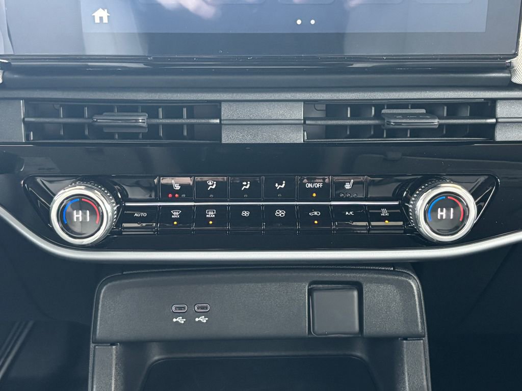 Used 2025 Honda Prologue EX image 15