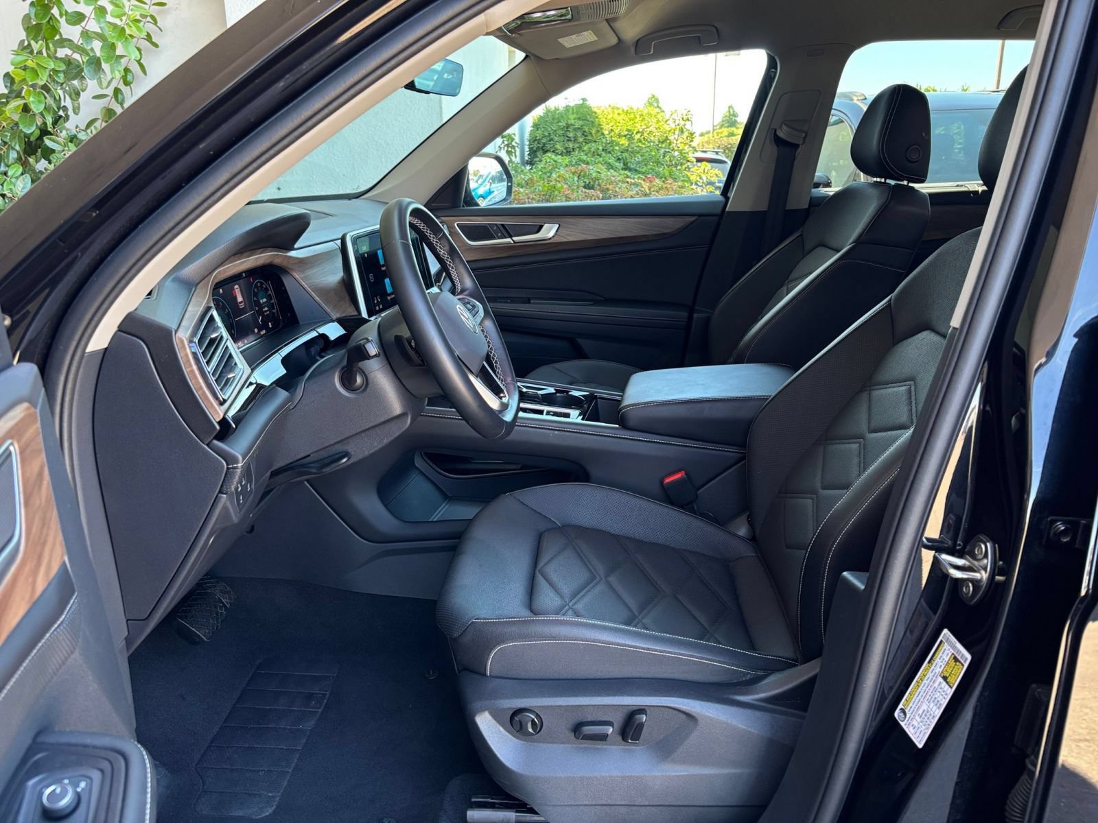 Used 2026 Volkswagen Atlas SE FWD image 29
