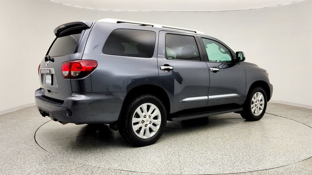 Used 2020 Toyota Sequoia Platinum RWD image 5