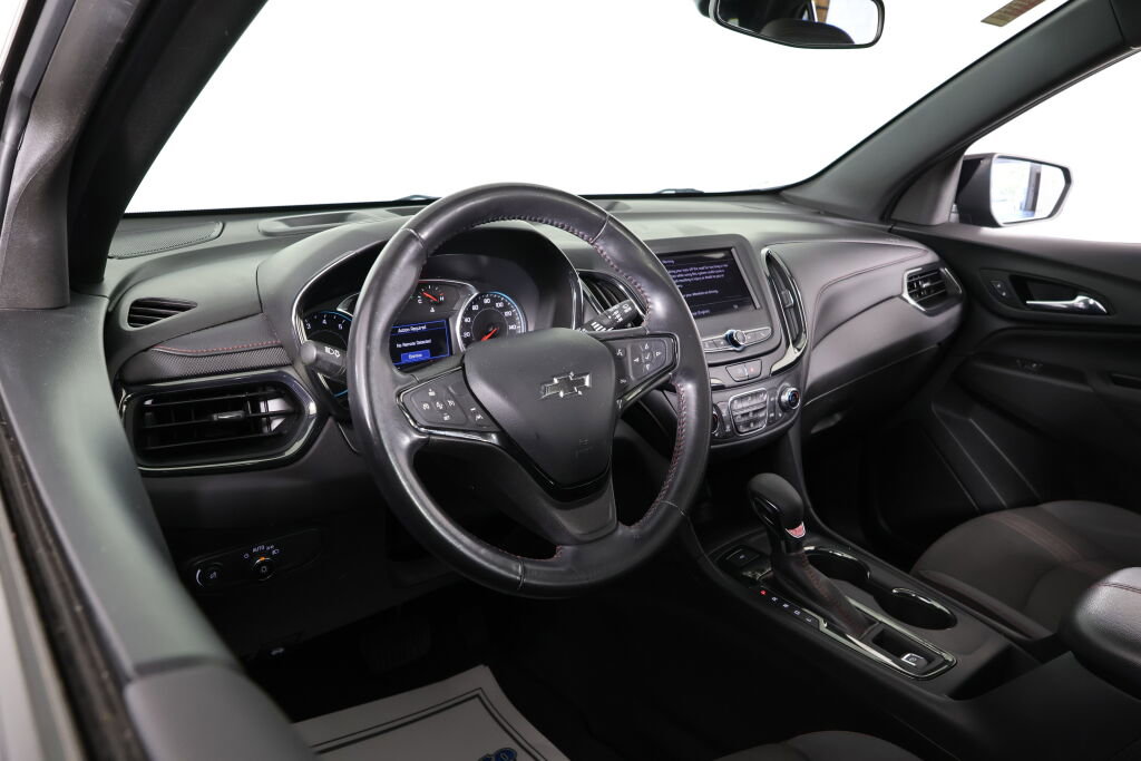 Used 2022 Chevrolet Equinox RS w/ LPO, Floor Liner Package image 10