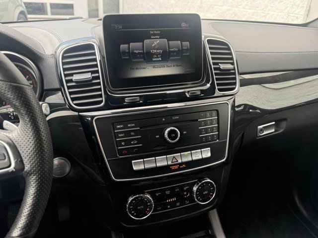 Used 2017 Mercedes-Benz GLS 450 4MATIC image 14