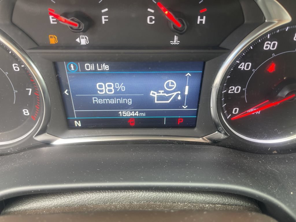 Used 2023 GMC Acadia SLE w/ Driver Convenience Package FWD image 31