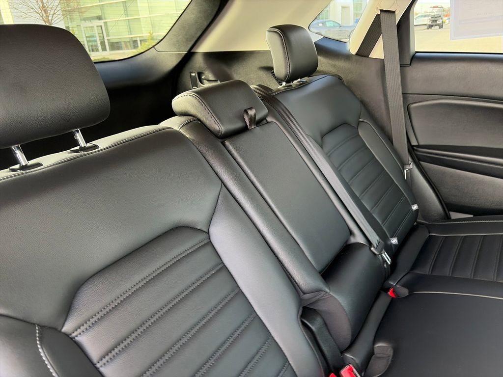 Used 2023 Ford Edge SEL w/ Convenience Package AWD/4WD image 31
