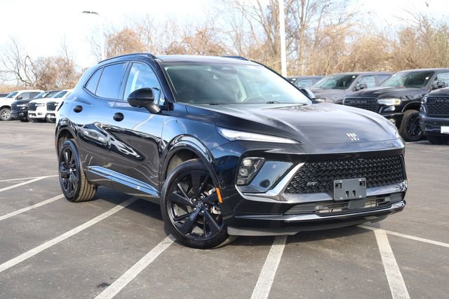 Used 2024 Buick Envision Sport Touring video 2