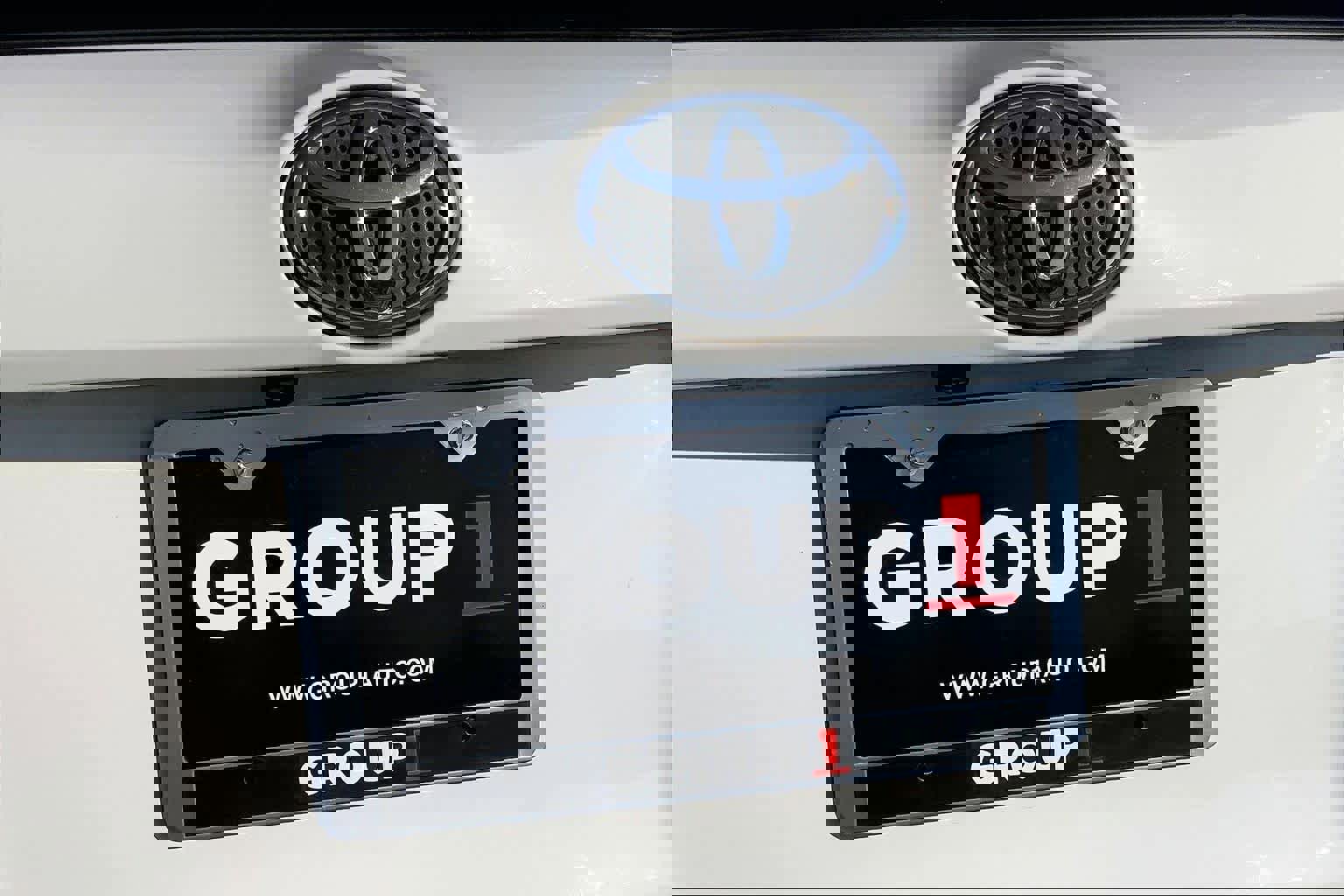 Used 2016 Toyota RAV4 LE image 10