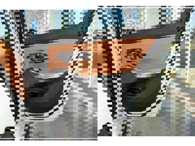 New 2026 BMW 330i xDrive Sedan w/ Premium Package image 75