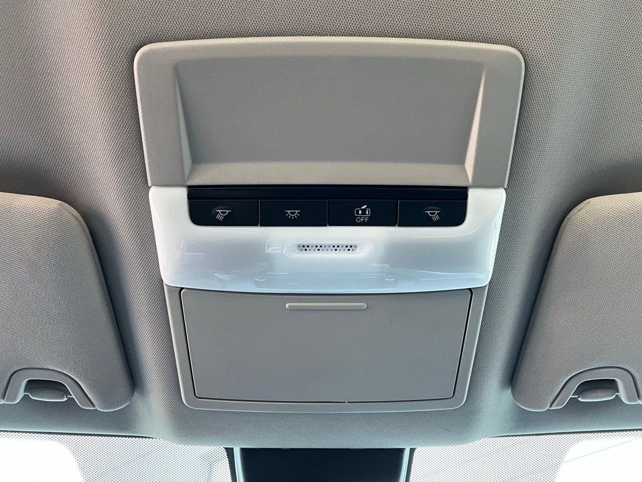 Used 2025 Nissan Altima 2.5 SR image 16