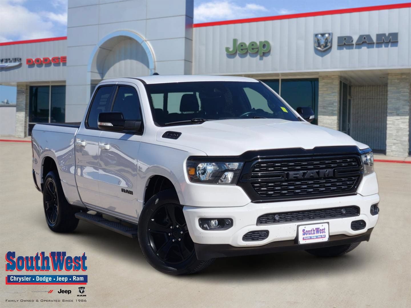 Used 2022 RAM 1500 Lone Star RWD image 1