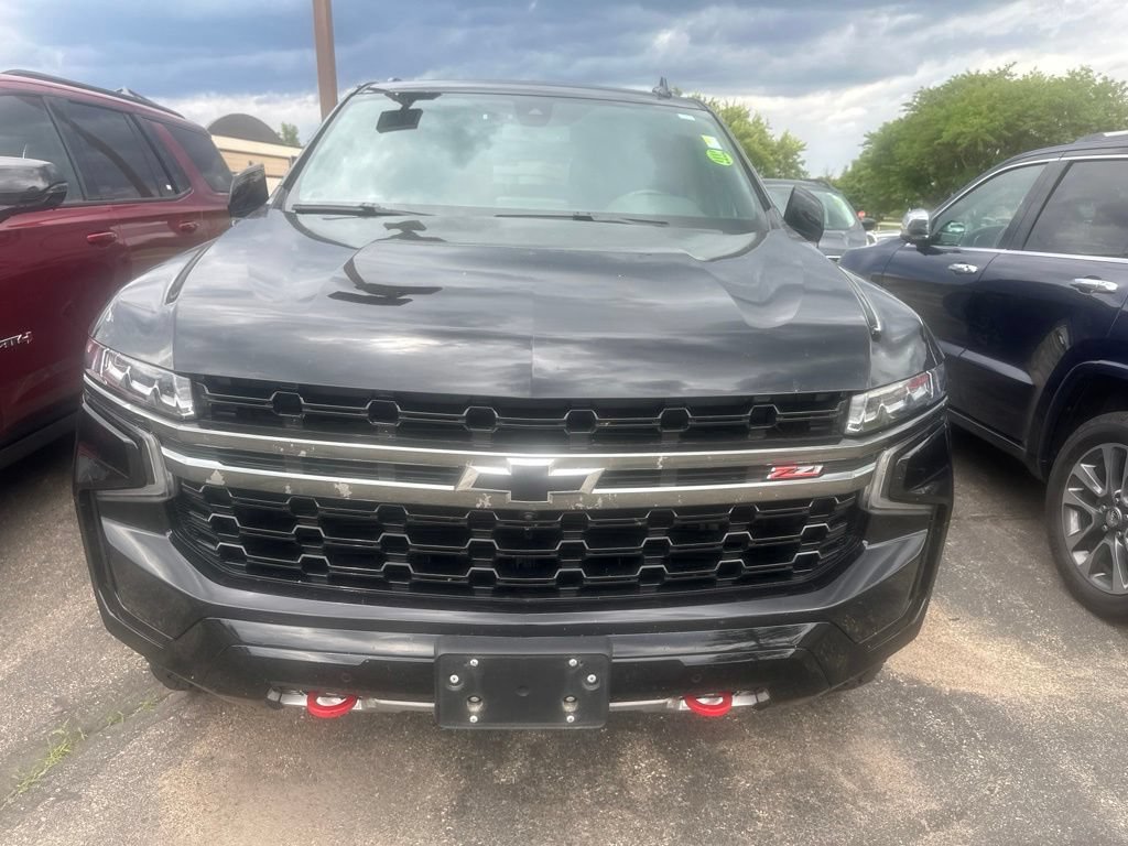 Used 2022 Chevrolet Suburban Z71 w/ Z71 Off-Road Package AWD/4WD image 4