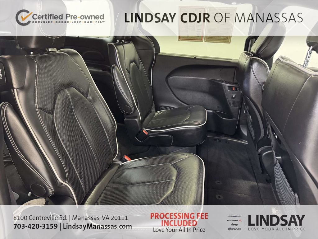 Certified 2025 Chrysler Pacifica Limited FWD image 15