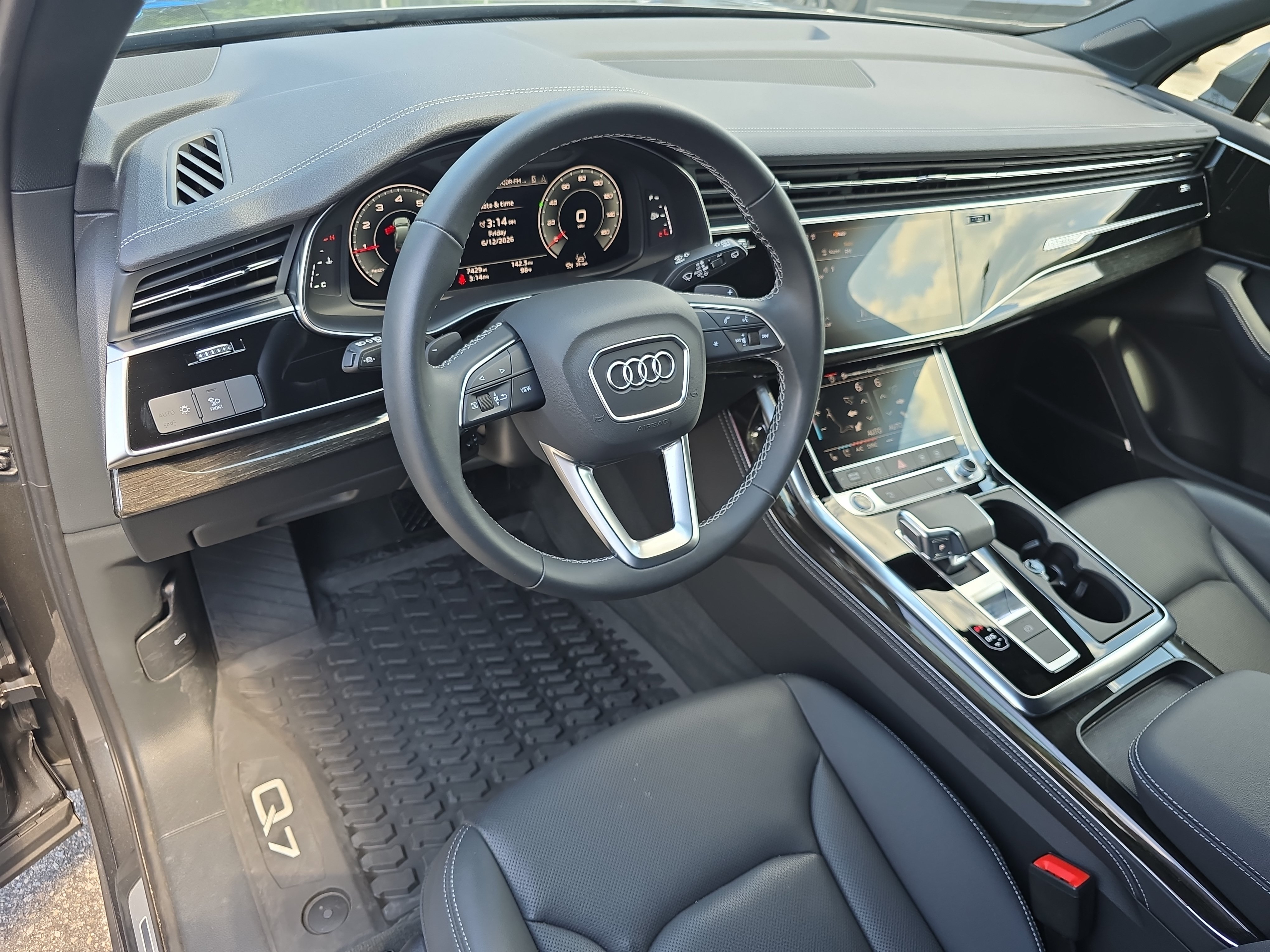 Used 2025 Audi Q7 2.0T Premium Plus AWD/4WD image 19