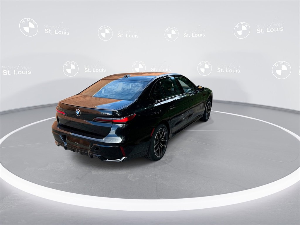 New 2026 BMW 740i xDrive image 8