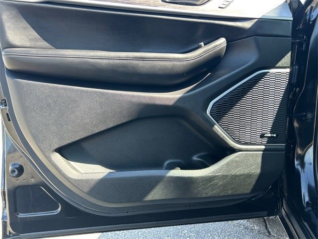 Used 2022 Jeep Grand Cherokee L Limited w/ Luxury Tech Group II image 19