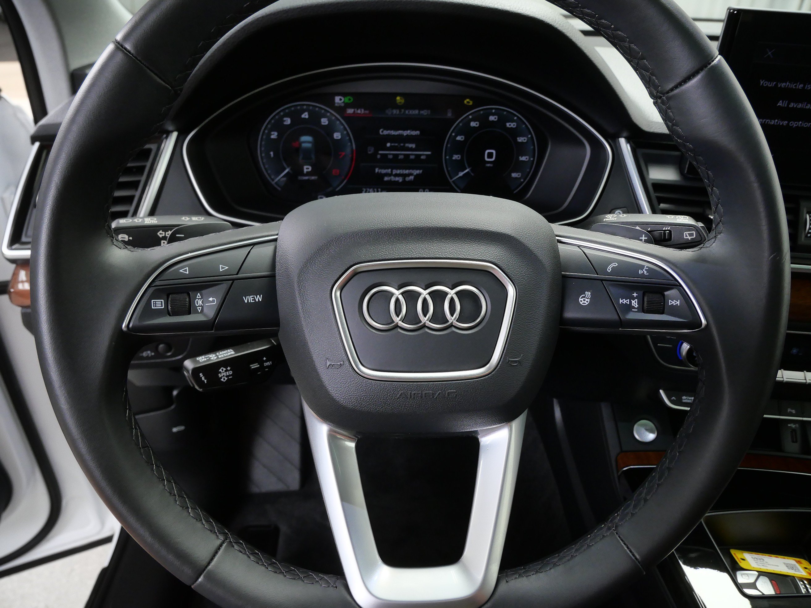 Used 2023 Audi Q5 e Premium w/ Convenience Package AWD/4WD image 22