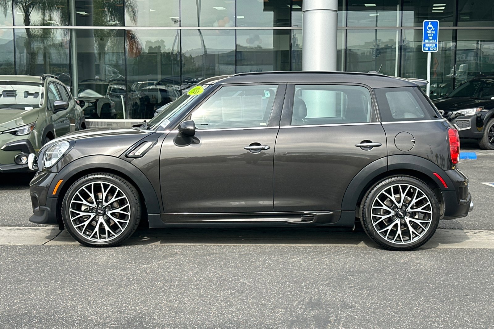 Used 2016 MINI Cooper Countryman S image 7