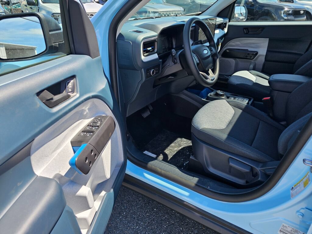 New 2026 Ford Maverick XLT AWD/4WD image 14