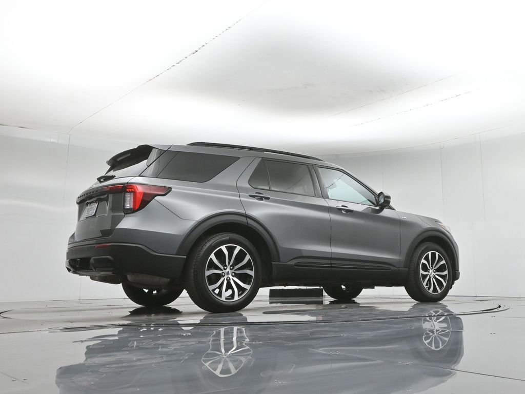 Used 2025 Ford Explorer ST-Line RWD image 54
