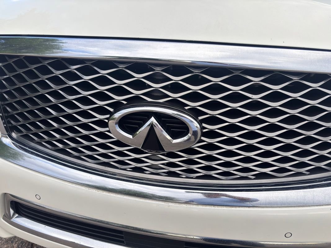 Used 2015 INFINITI QX80 Luxe w/ 22" Wheel Package AWD/4WD image 17