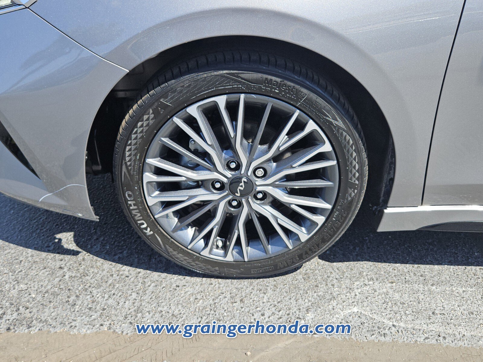 Used 2023 Kia Forte GT-Line w/ GT-Line Premium Package image 9