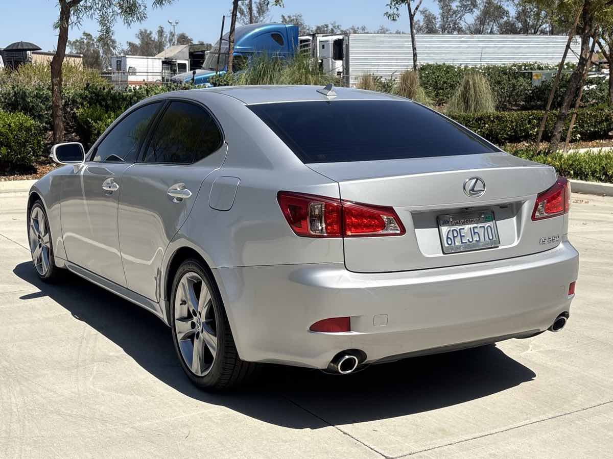 Used 2011 Lexus IS 250 w/ Premium Pkg Value Edition RWD image 5