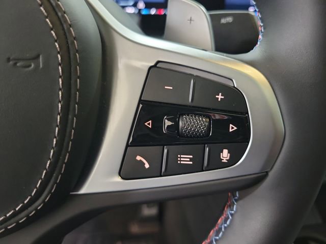 Used 2025 BMW X6 M60i image 23