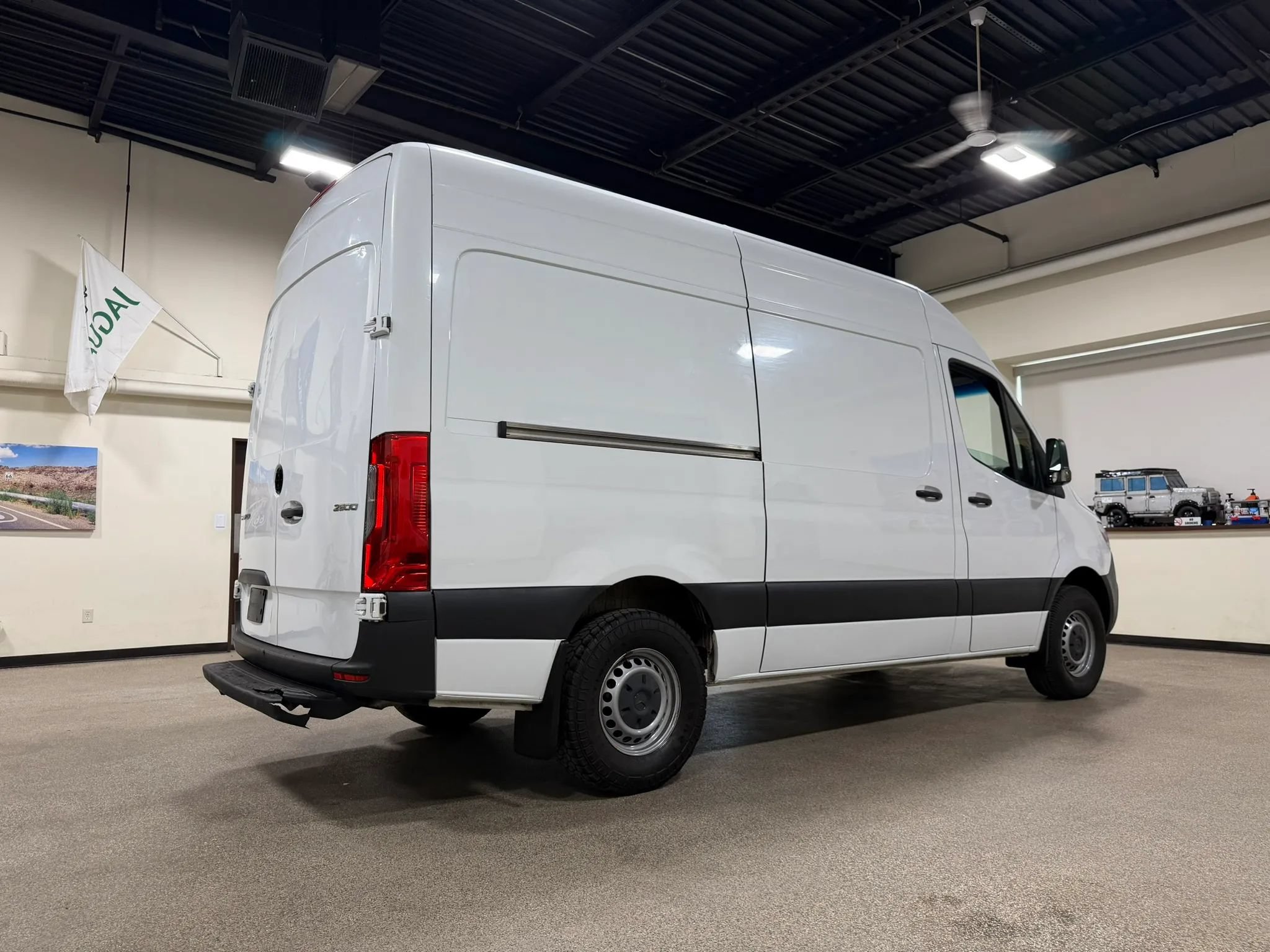 Used 2020 Mercedes-Benz Sprinter 2500 image 5