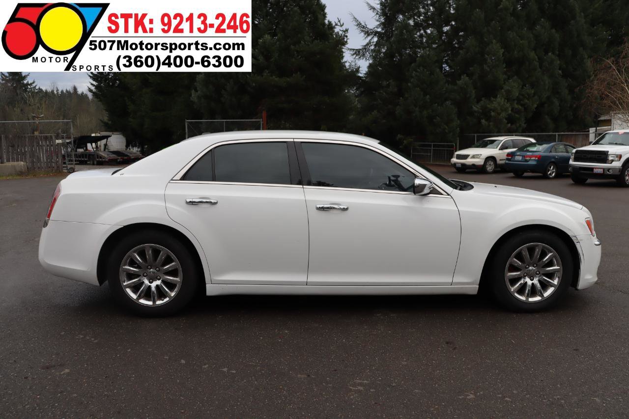 Used 2012 Chrysler 300 Limited RWD image 9