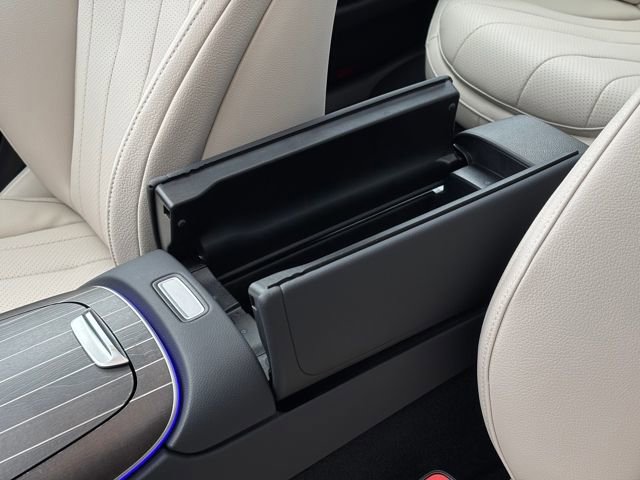 Certified 2025 Mercedes-Benz E 350 4MATIC Sedan image 40