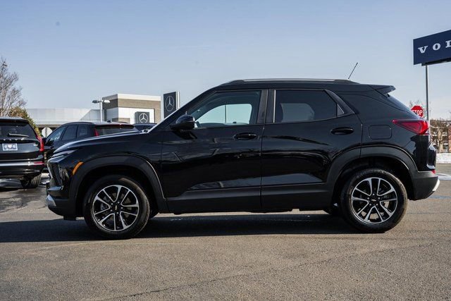Used 2024 Chevrolet TrailBlazer LT image 4