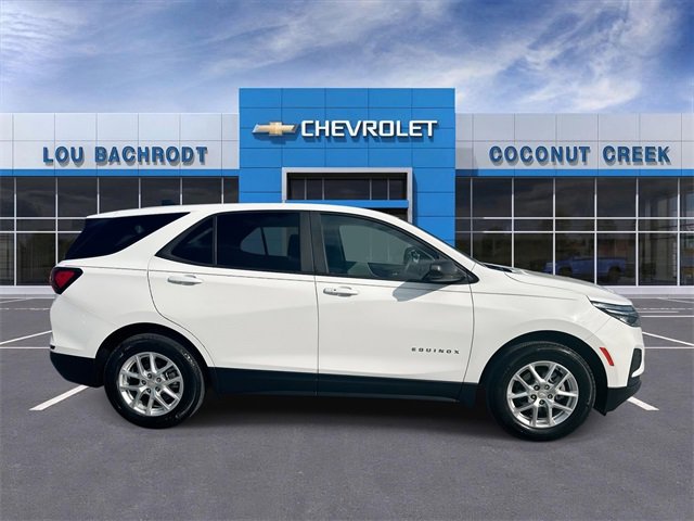 Used 2023 Chevrolet Equinox LS w/ LS Convenience Package image 9