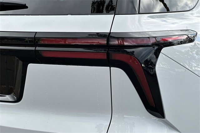 New 2026 Chevrolet Traverse LT image 38