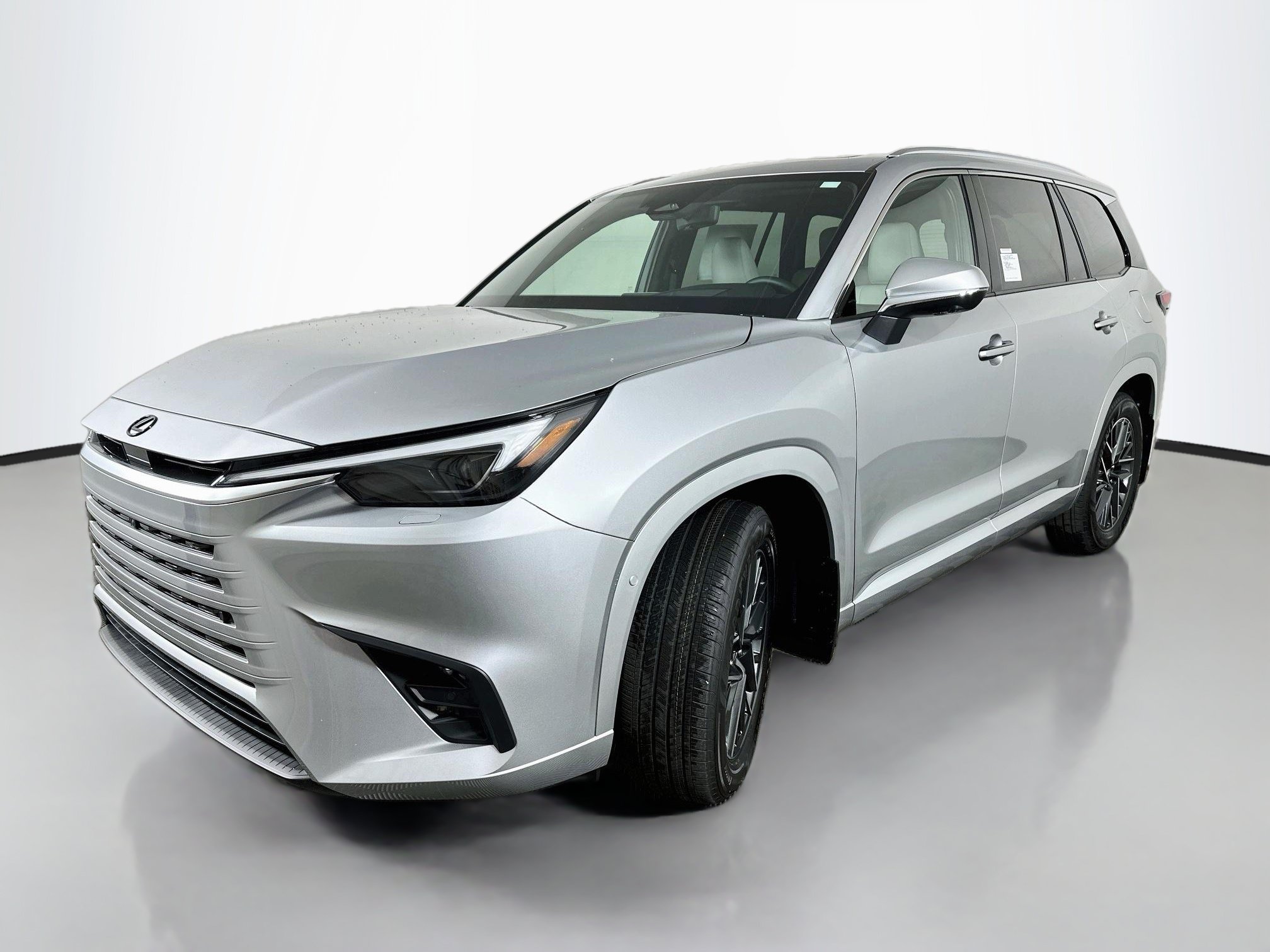 Certified 2025 Lexus TX 350 AWD w/ Technology Package image 3