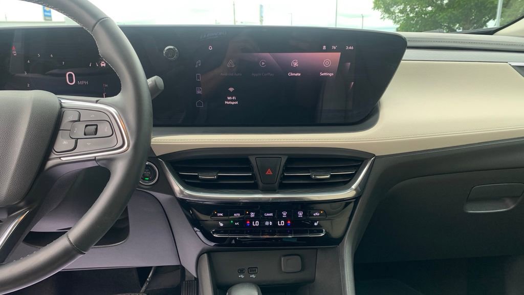 Used 2024 Buick Encore GX Avenir w/ Avenir Convenience Package image 28