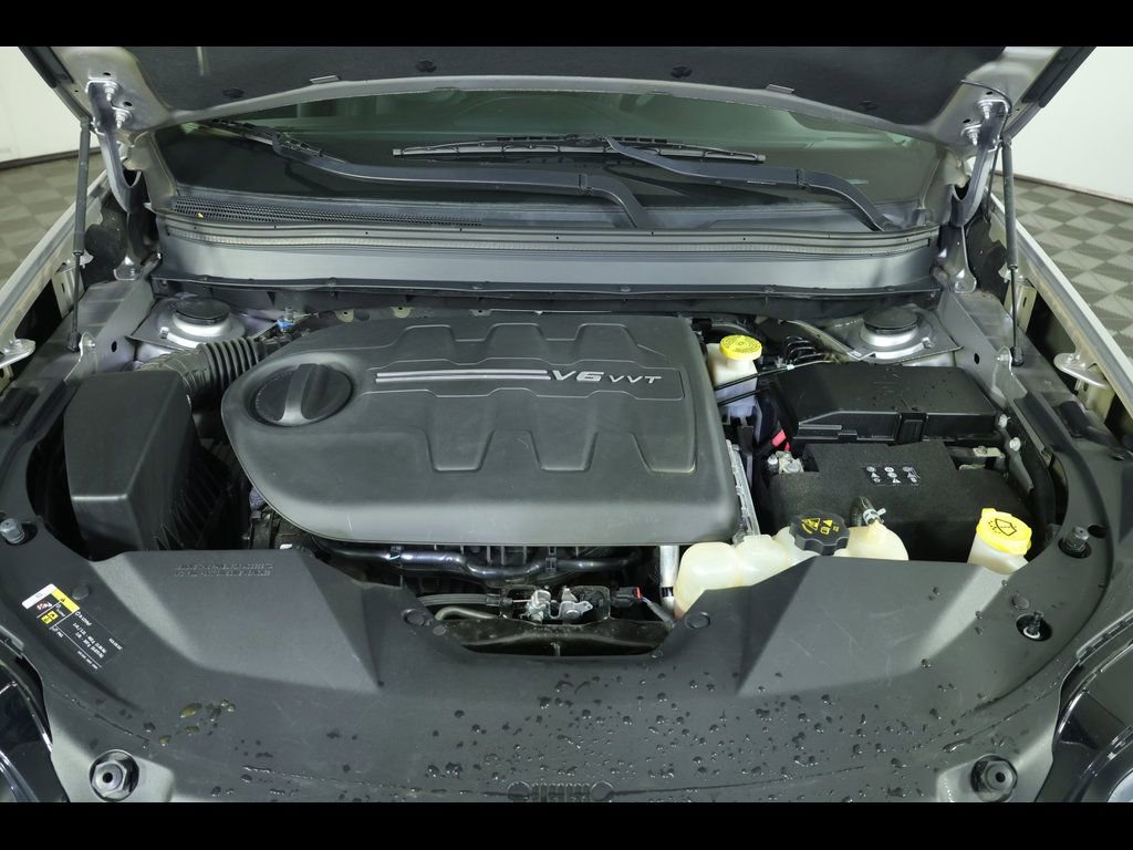Used 2019 Jeep Cherokee Limited image 20