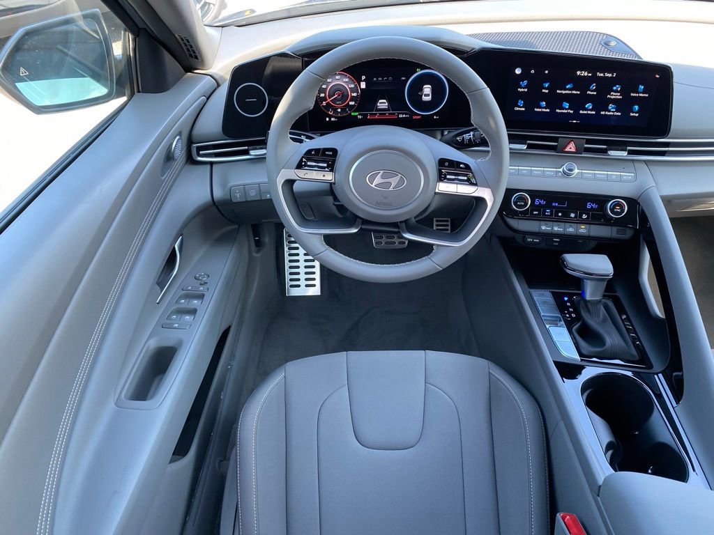 New 2025 Hyundai Elantra SEL FWD image 25