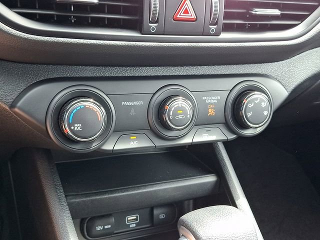 Used 2024 Kia Forte LXS w/ LXS Technology Package FWD image 15