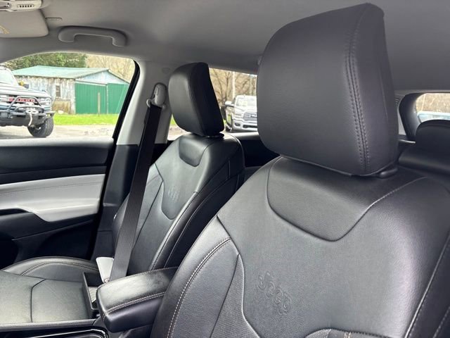 Used 2022 Jeep Compass Limited image 19