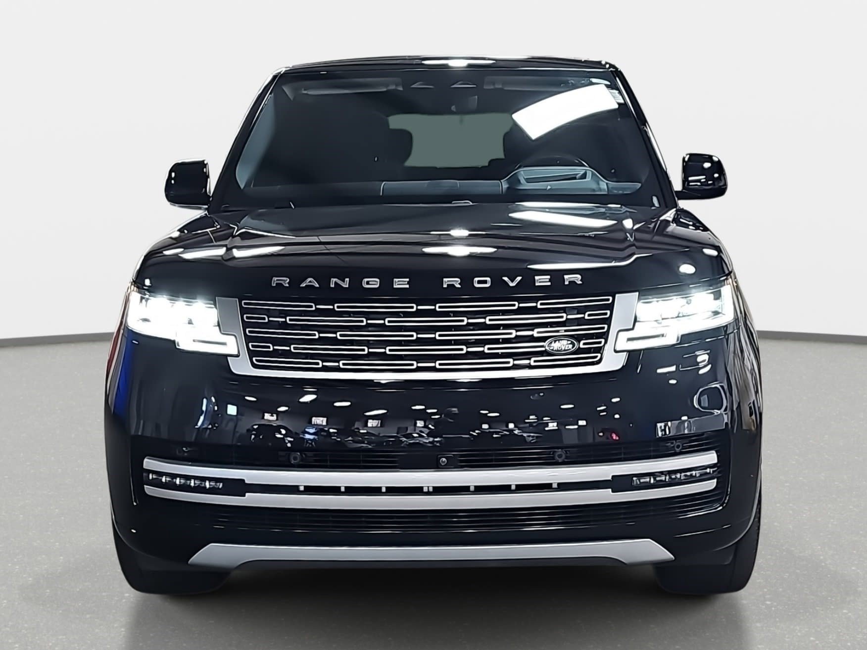 Used 2024 Land Rover Range Rover Long Wheelbase Autobiography image 2