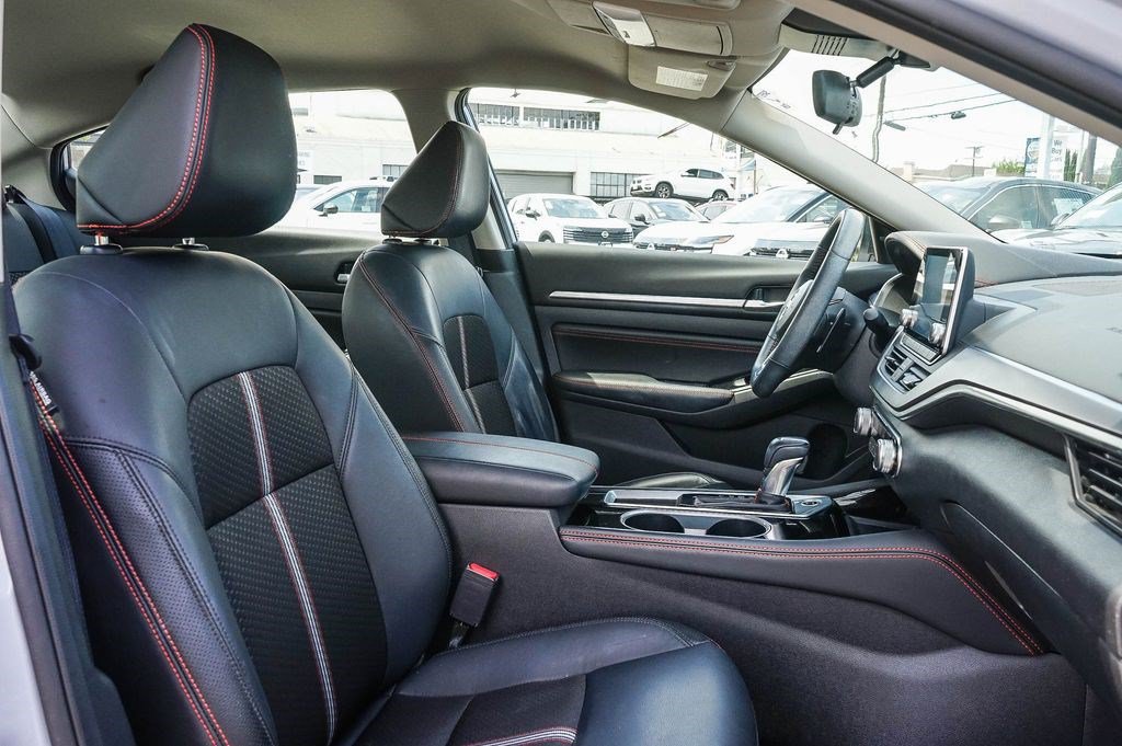 Certified 2023 Nissan Altima 2.5 SR FWD image 16
